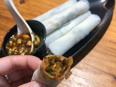 -野山舂·贵州现舂酸汤火锅(鸿通城店)