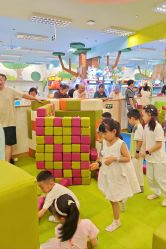 -莫莉幻想儿童乐园(武汉金银潭永旺店)