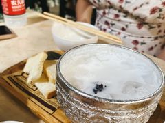 -啰啰冰屋(景洪总店)