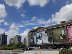 -星巴克臻选(莘庄仲盛店)