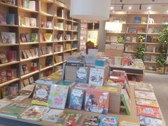 -魔方城市书房(中街益田店)
