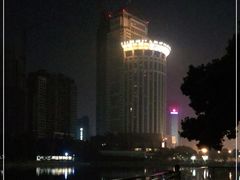 -西北湖绿化广场