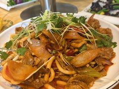 -达吾手抓美食城总部(义乌店)