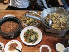 -老唐三下锅 ·张家界地标美食(溪布街店)