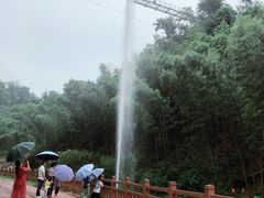 -梅岭月亮湾山体公园