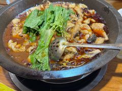 -都江堰石锅鱼