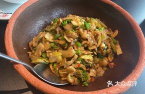 Pork Lard Crumbs Stir-Fried with Chili