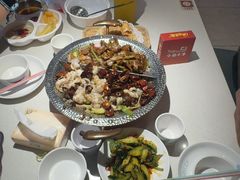 -小鱼小牛(世欧广场店)