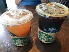 -星巴克(西藏路店)