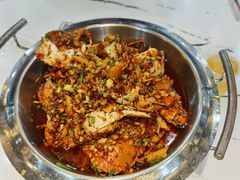 -凤凰路何眼镜香辣蟹(花果园店)