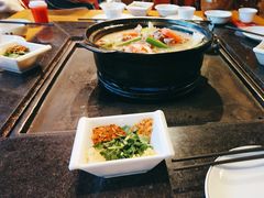 -有一锅·野生菌黑山羊腊排骨火锅(古城北门店)