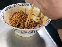 -梅溪·小伙子干挑面(安吉总店)