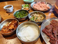 -韩景台烤肉(八大处店)