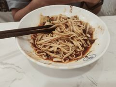 -李与白包子铺(桐梓林店)