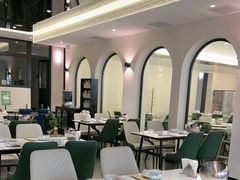 -何适山庄 ·可团建(水长城P2停车场店)