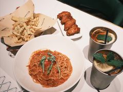 -静香HOUSE·全时段融合餐厅(七星欢乐颂店)