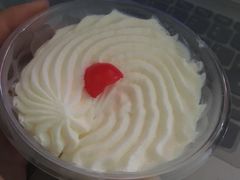 -红宝石·鲜奶小方·海派西点房(四平店)