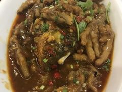 红烧鸡爪-一品味庄·地标武昌鱼·藕汤湖北菜(黄鹤楼店)