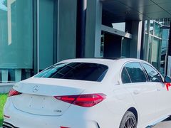 -上海星瀚奔驰4S店(红柳路店)