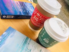 -有猫主题·治愈系猫咖(曾厝垵店)