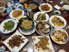 -宾朋海鲜饭庄(兴海路店)