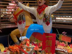 -雍容荟帝王蟹活龙虾展台自助(IFS黑金店)