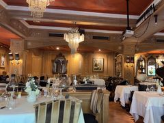 -火车头法国西餐厅