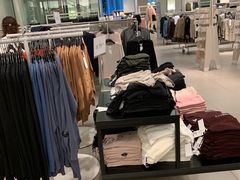 -H&M(鹏欣水游城店)