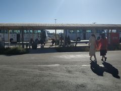 大巴乘坐点-敦煌莫高窟数字展示中心