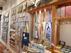 -猫的天空之城概念书店(杭州南宋御街店)