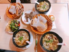 -闫家驴肉老店(华电一校店)