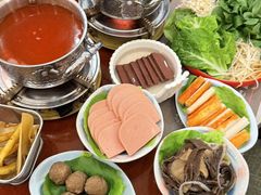 -元一希尔顿酒店·鲜切牛肉火锅禅自助餐厅