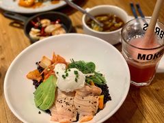 炙烤三文鱼拌饭-Moka Bros 摩卡站(西单大悦城店)