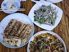 -溢心园香河肉饼总店