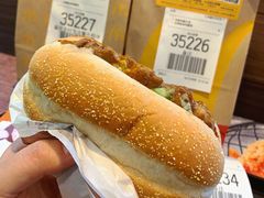 卤辣板烧鸡腿堡-麦当劳(合肥之心城店)