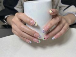 -槿里日式美甲工作室