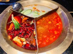 三味儿锅底-周师兄大刀腰片火锅(洪崖洞旗舰店)