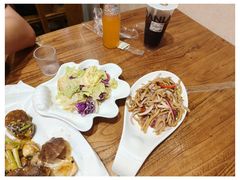 -东来菜馆•手抓海鲜家常菜•海鲜锅贴