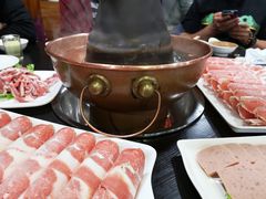 -楼外楼大刀肉传统火锅居(繁荣路店)