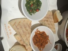 -鸽子侯·家宴·平价海鲜(市图书馆店)