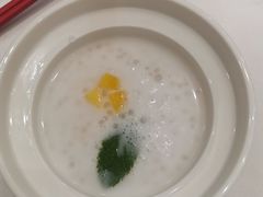-香山湖家家宴(中山陵店)