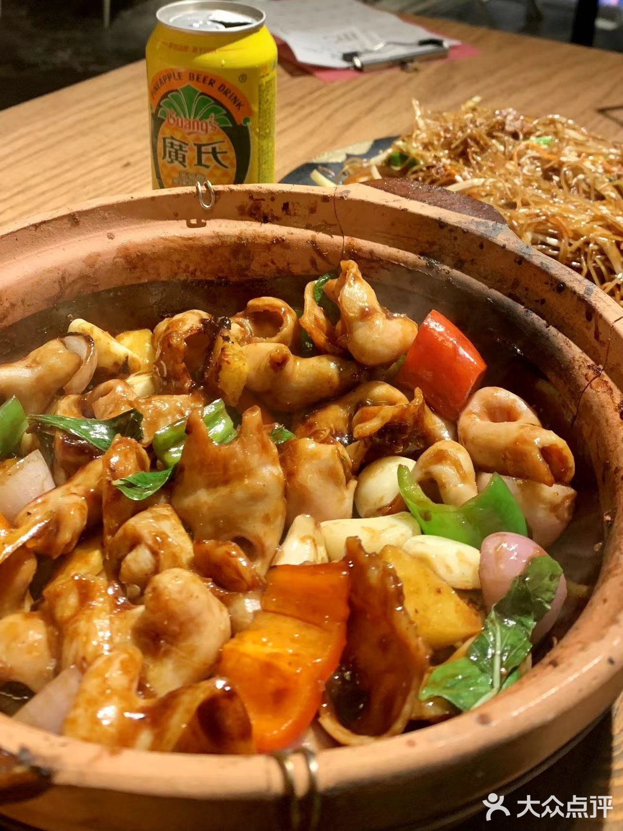 广州宵夜好去处 | 首选天宝食坊蚝啫大排档.. 