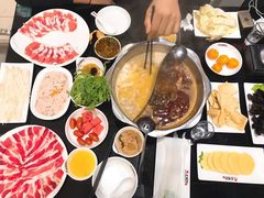 养生金汤小米鸳鸯锅-红菇坊鲜汤火锅(北站店)