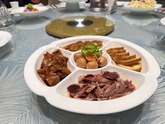 -翠山·映月湖景餐厅(映月湖公园店)