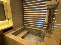 -兴芮温泉度假区