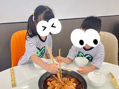 -洪平血旺椒麻鸡雅鱼饭店(熊猫大道店)