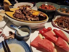 -八府香鸭·啫啫煲(华山路店)