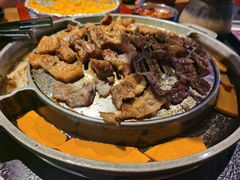 五花肉-哈哈碳都·牛肋条无限自助烤肉(台江万达店)