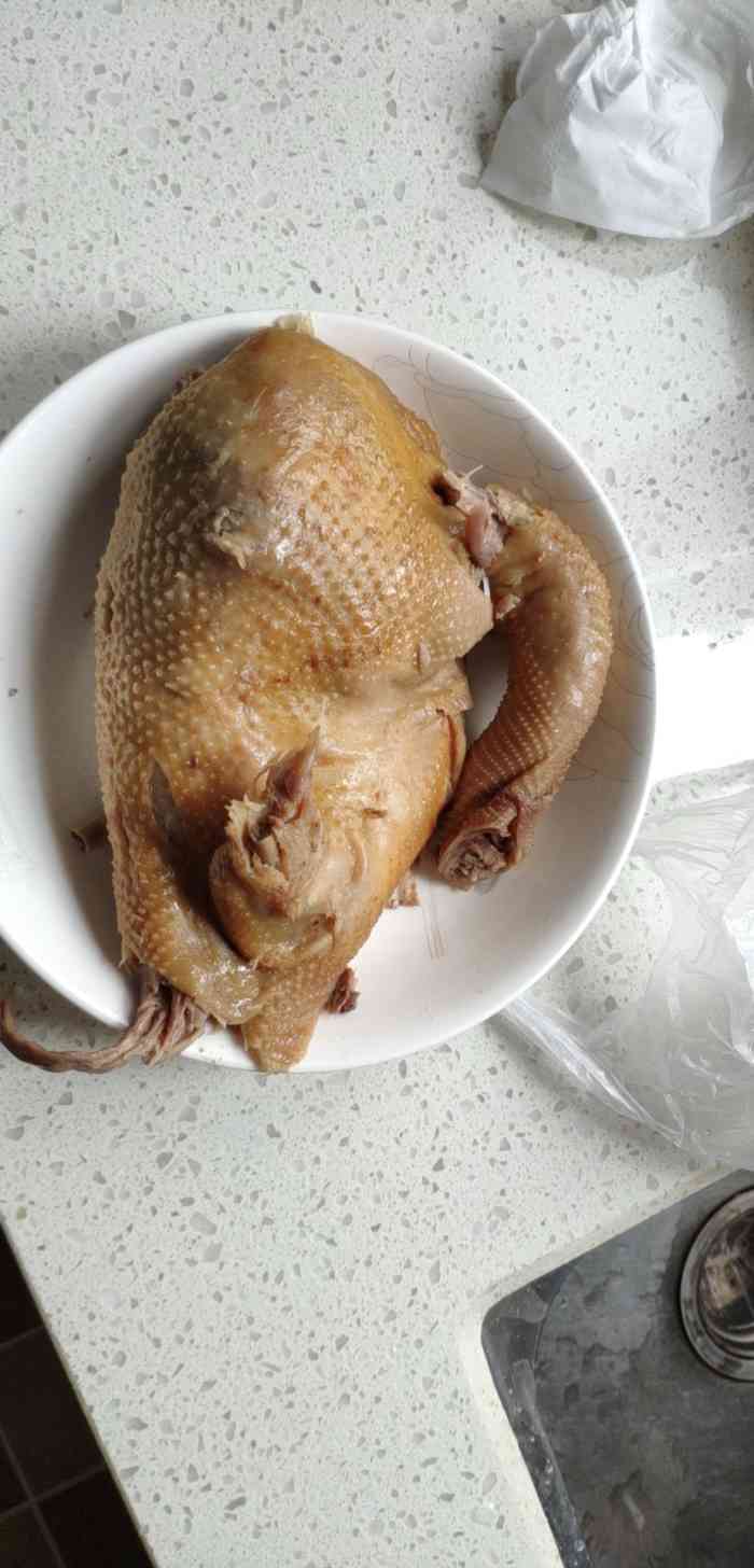 刘家烧鸡-"紧靠刘纪孝,也是开了很多年的老店,烧鸡大.