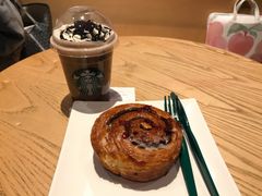 熔岩黑巧摩卡-星巴克(广州南站3层-A5口店)